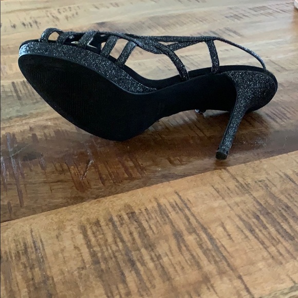 Black sparkly 4” high heels. Never worn. - Picture 3 of 7